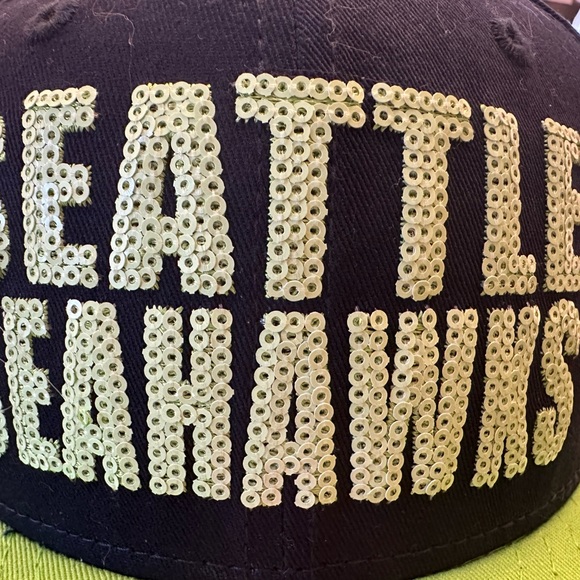NFL ~ Seattle Seahawks ~ SnapBack cap - Picture 5 of 9